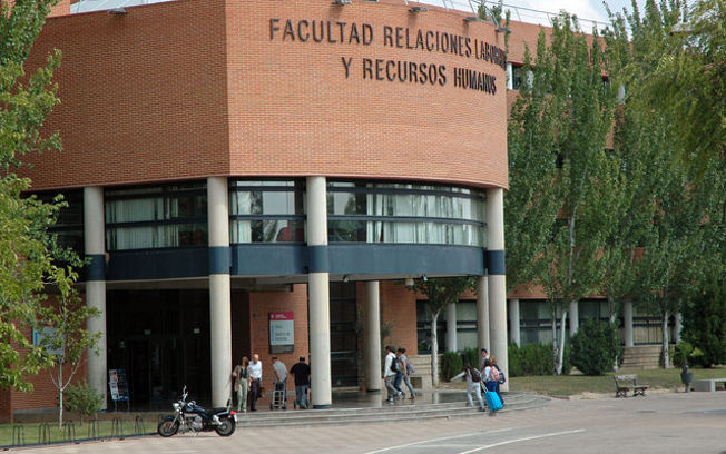 Facultad de Ciencias Económicas y Empresariales de Albacete. Foto de Archivo.